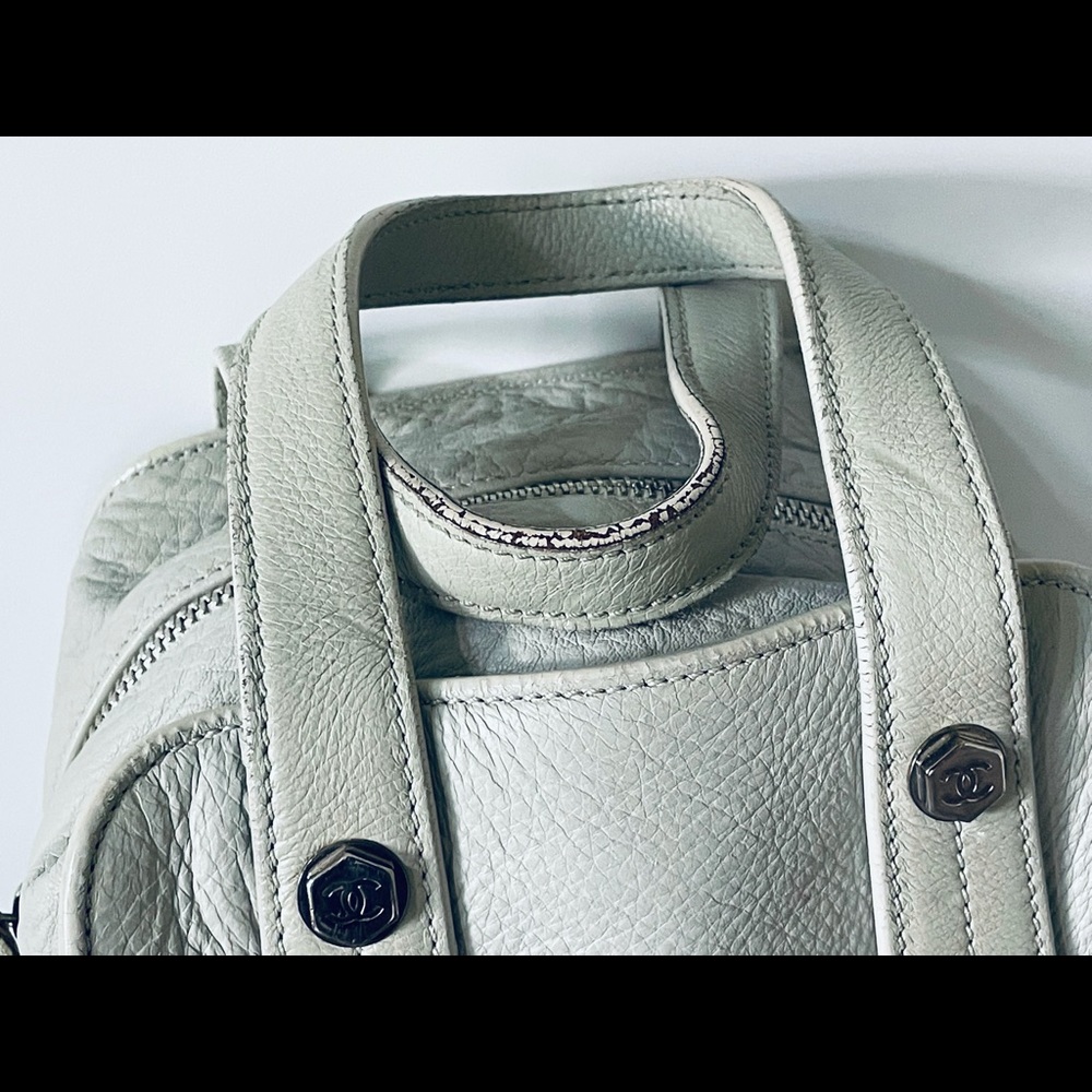💯AUTHENTIC CHANEL mini leather bag - Picture 12 of 13